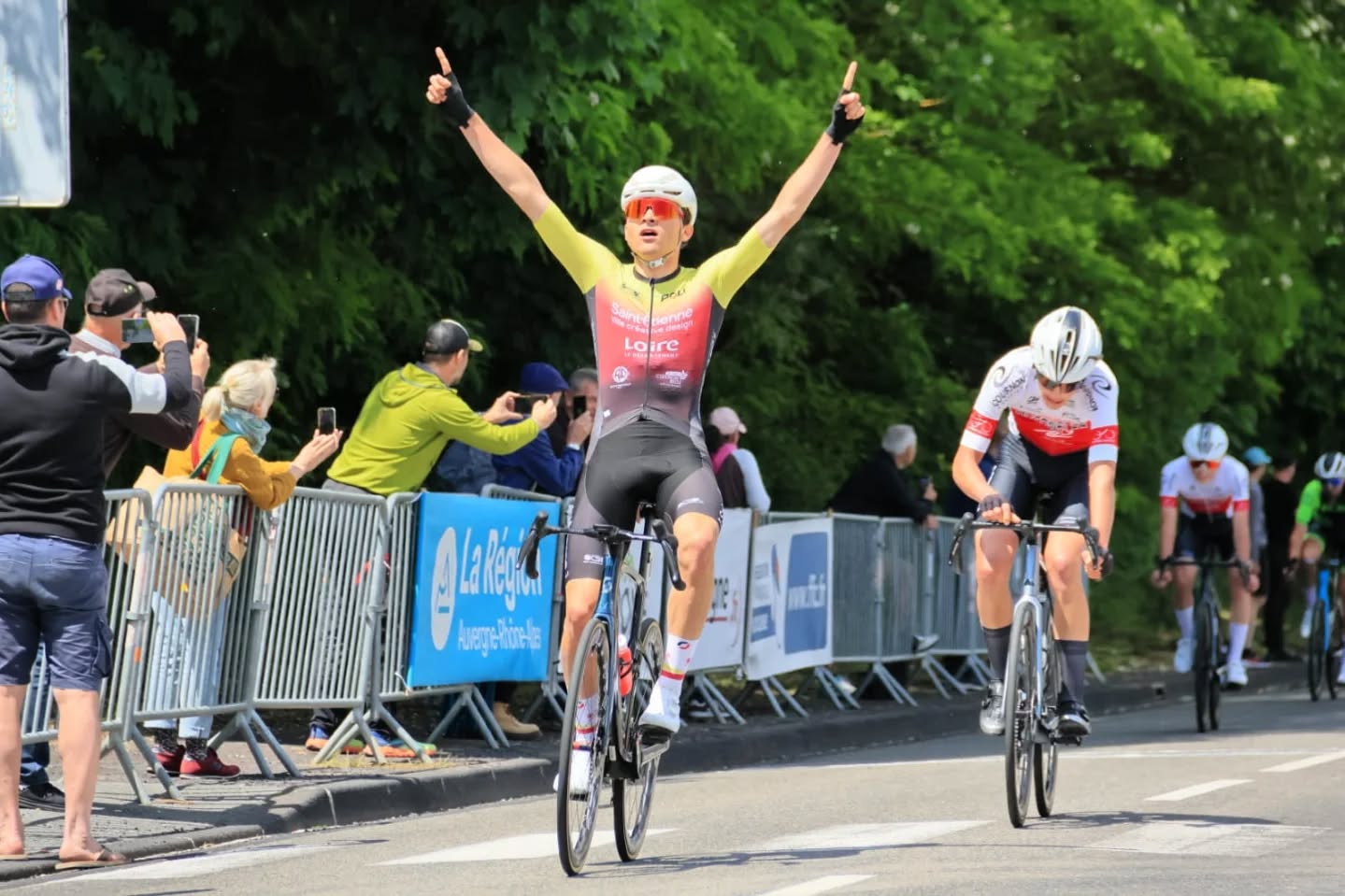 [U19] 🏆 Thibaud Przybylski décroche son premier succès de la saison, lors du Prologue de la Durtorccha ! 💥💥

📸 @florianne_verne
